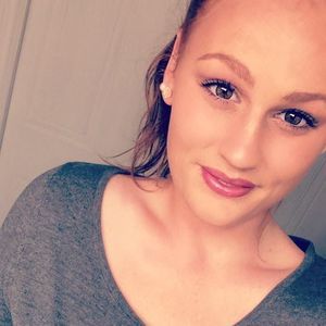 Meet your Posher, Michaela